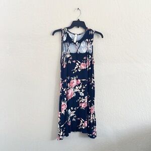 🌿Final Sale Vanilla Bay Dark‎ Blue Floral Dress